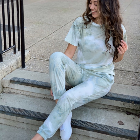 Let’s Stay In Lounge Set - Picture 2 of 2